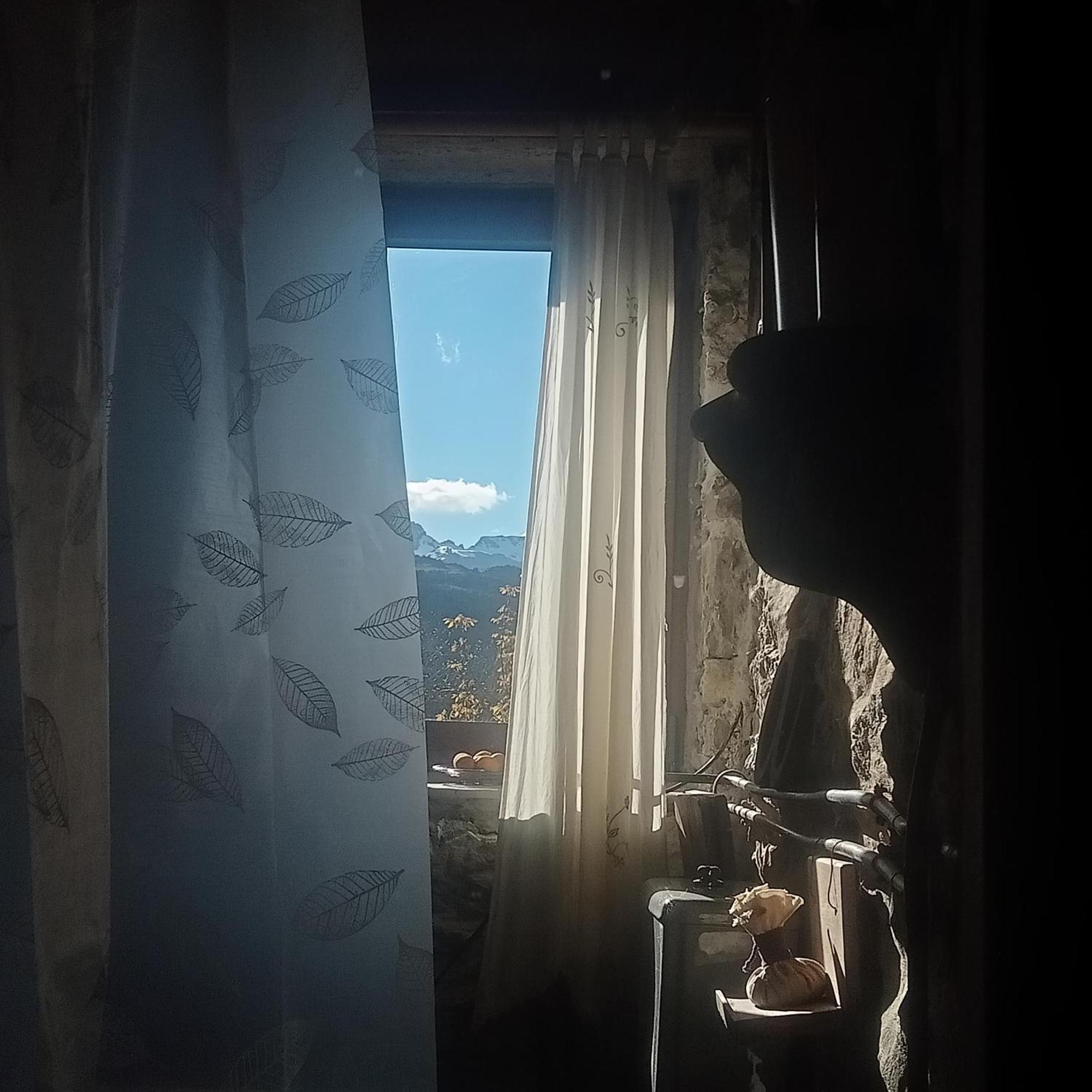 Suite En Cuadra Pajar, Casa Rural Hoz de Jaca Esterno foto